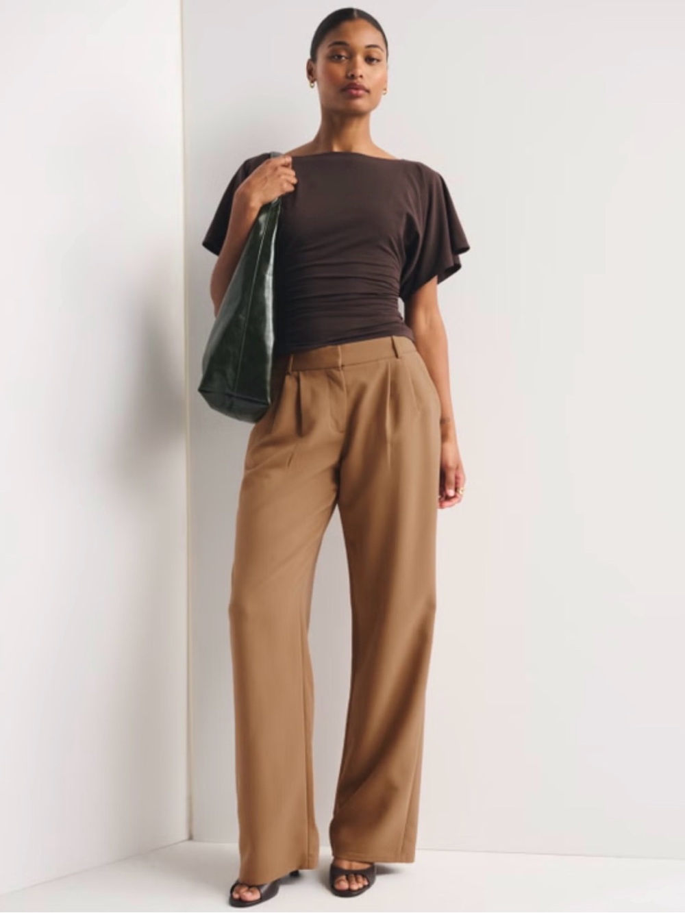 Curve Love A&F Sloane Low Rise Tailored Wide Leg Pant Size 29/ 8R in Camel